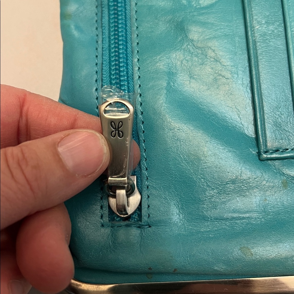 HOBO LAUREN LEATHER CLUTCH VINTAGE DISTRESSED WALLET TURQUOISE - Picture 4 of 16